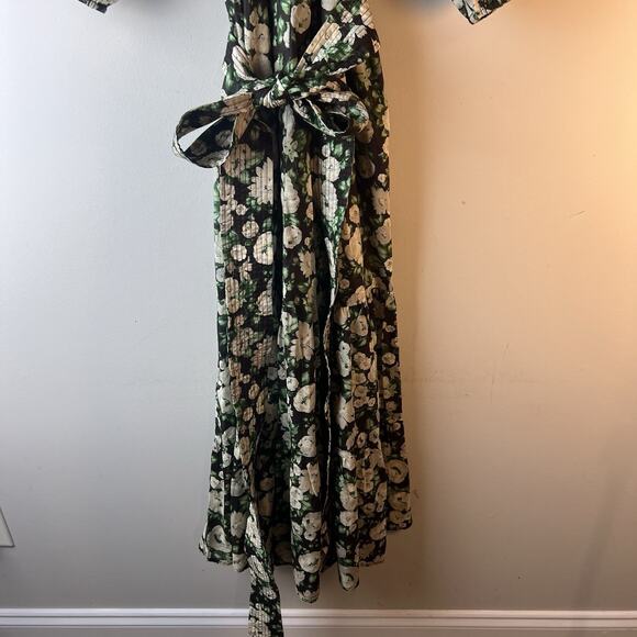 Tuckernut Bouvardia Branch Lyles Dress Size S Maxi Floral - Picture 4 of 10